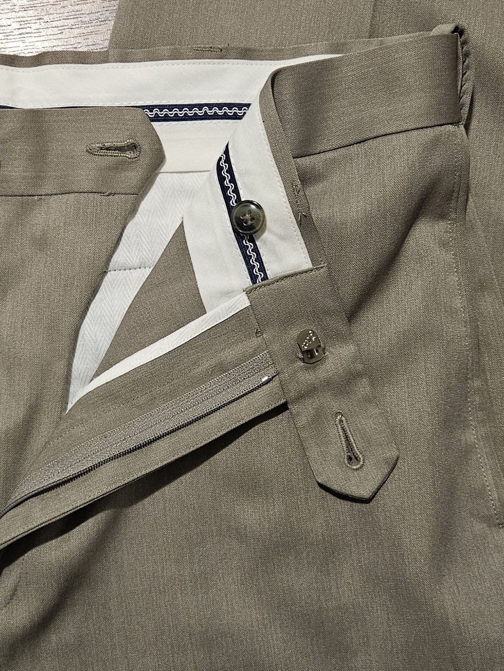 ROUNDTREE &YORKE mens easy-care dress pants SIZE 36x32 COLOR TAN CP30D - Picture 6 of 16